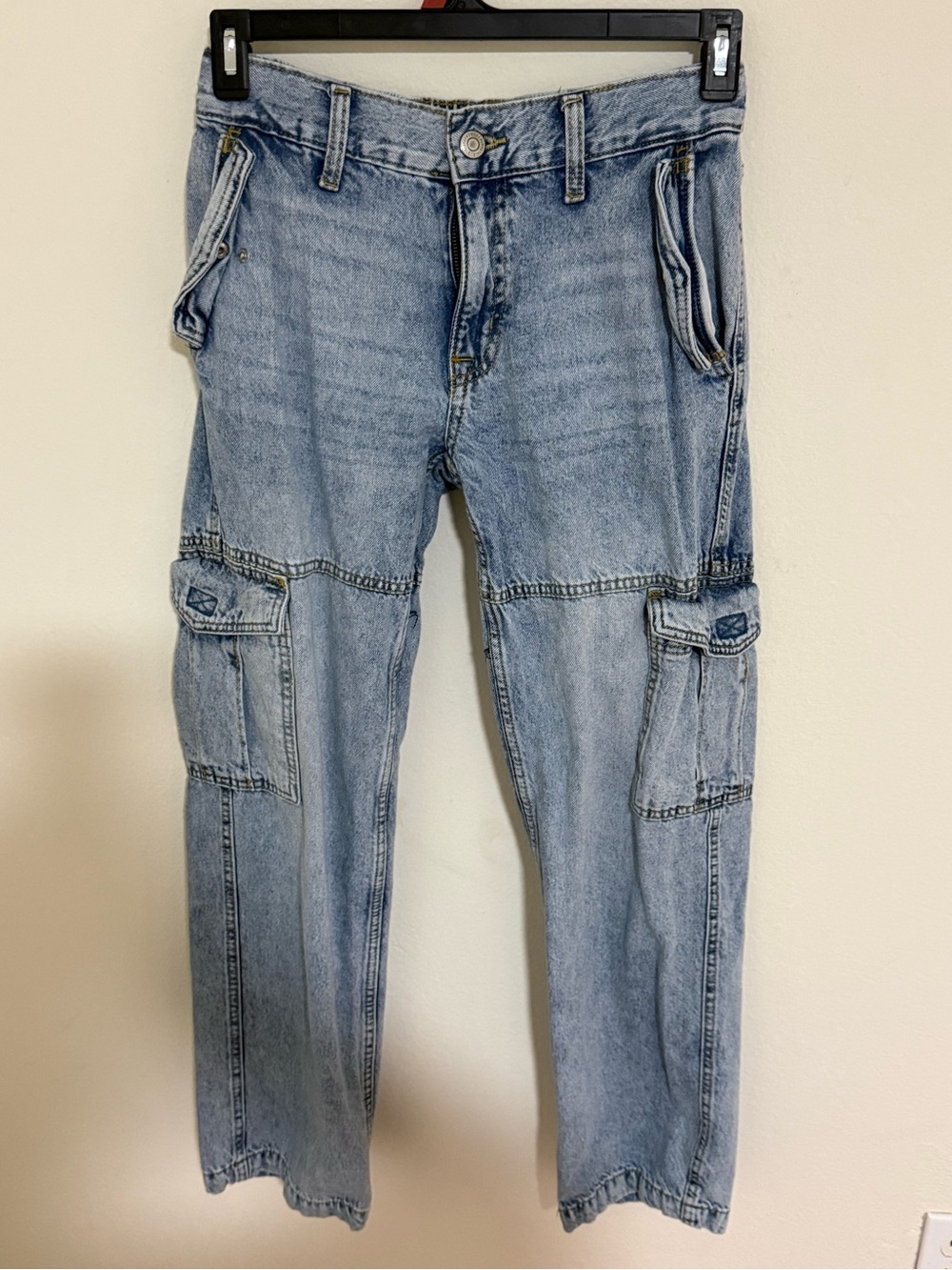 Aeropostale Light Blue Relaxed Women Low Rise Cargo Jeans